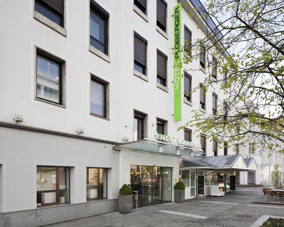 Hotel Ploberger Wels Exterior foto